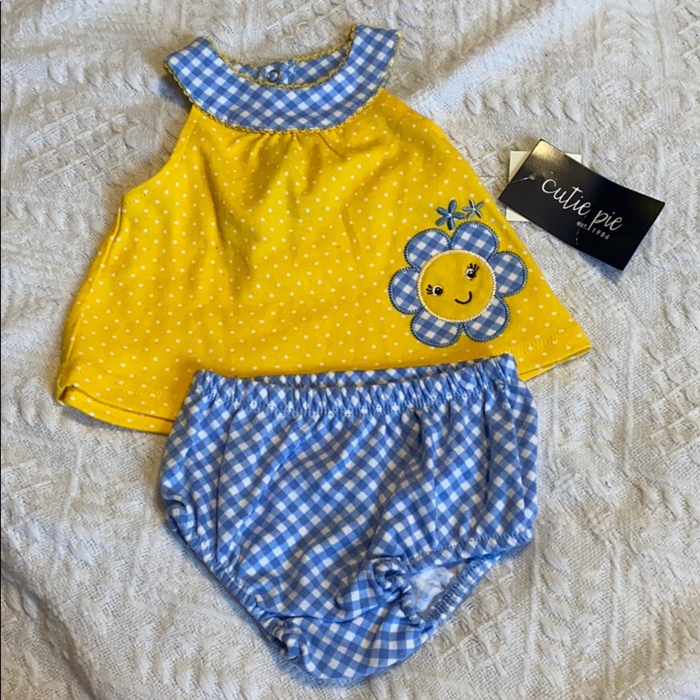 Cutie Pie 2 piece daisy outfit